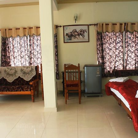 Adam Beach Resort Kovalam Bagian luar foto