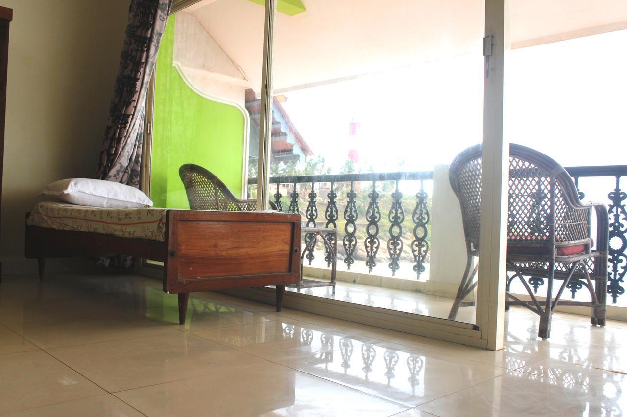 Adam Beach Resort Kovalam Bagian luar foto