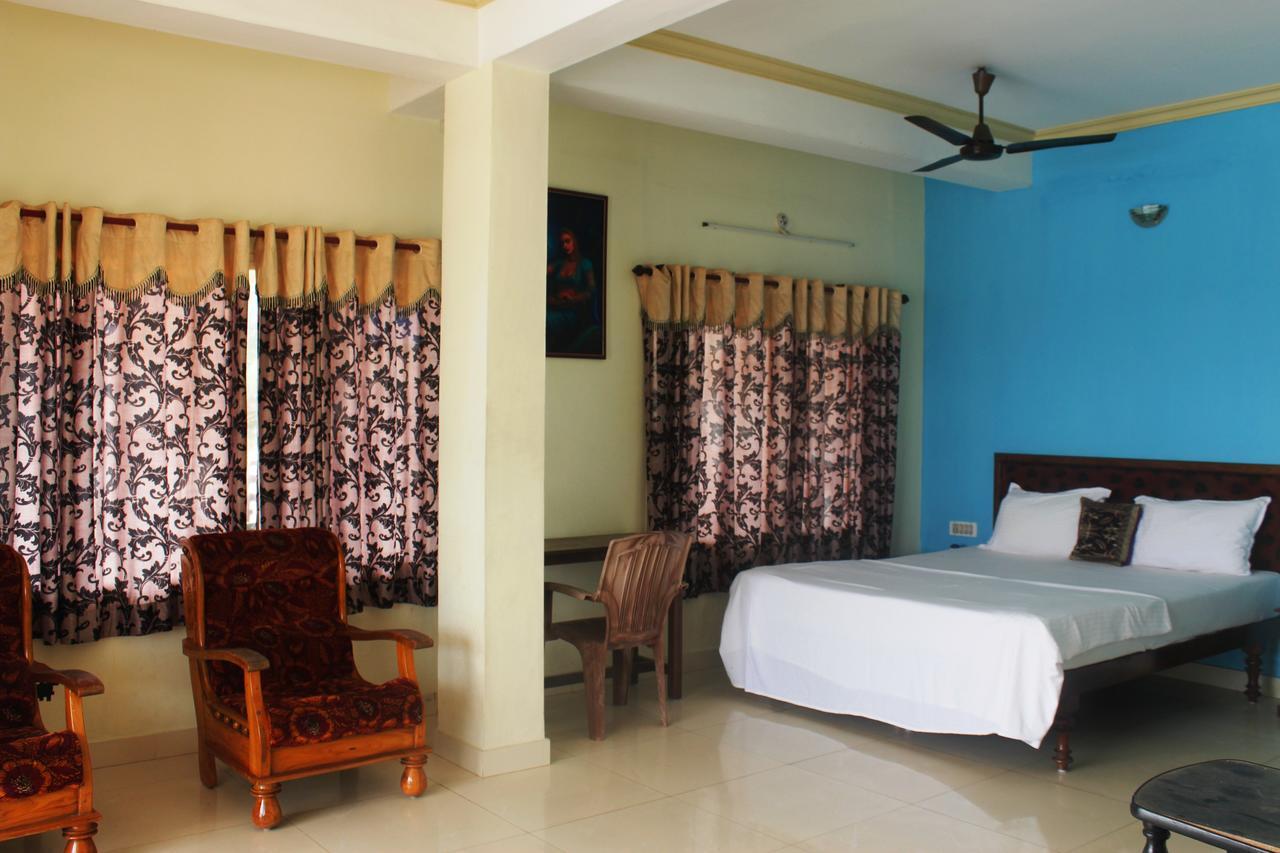 Adam Beach Resort Kovalam Bagian luar foto